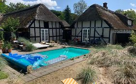 Farm61 Badehotellet I Det Midtjydske - Alder +18 Ar